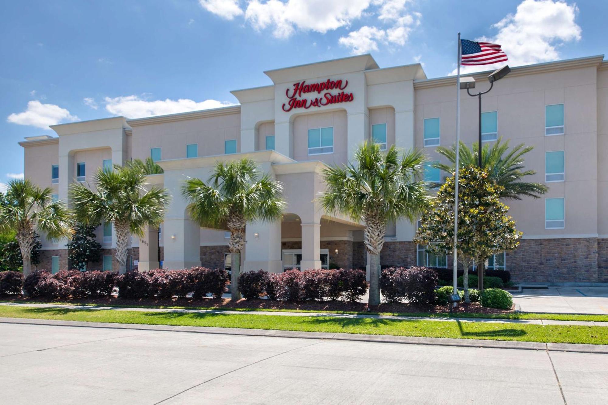 Hampton Inn & Suites Harvey Exterior photo